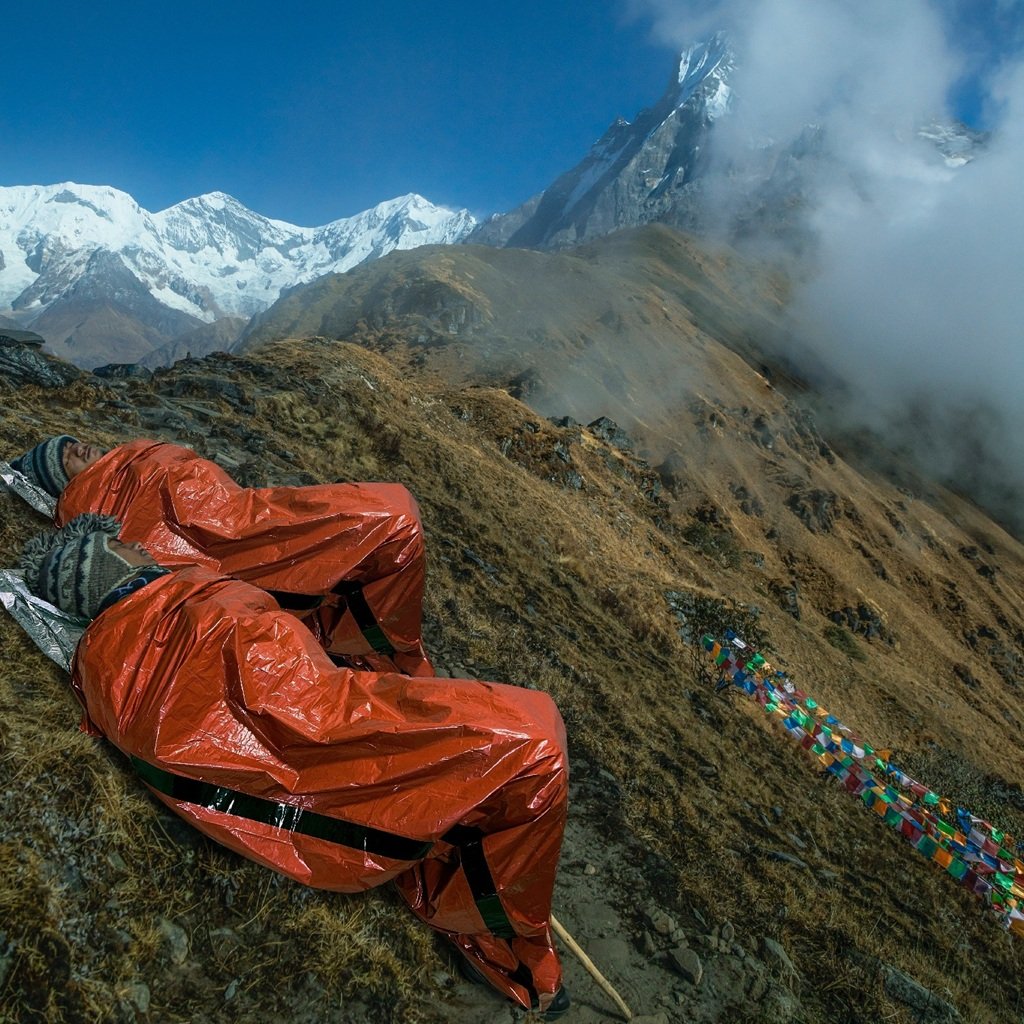 Emergency Bivy Sack Bivy Bag - Emergency Sleeping Bags 4 Pack Mylar Survival Sleeping Bag Emergency Bivvy Sack Waterproof Lightweight Foil Military Patriot Compact Gear Blanket Thermal Escape Camping5